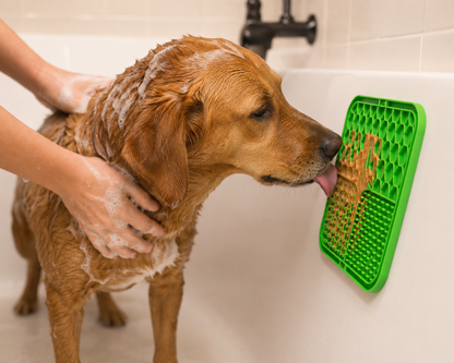NUZZLE Calming Lick Mat